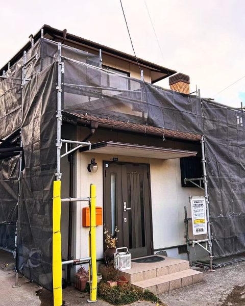 【熊本市】外壁・屋根工事に向けて、後工程がスムーズに進む住宅足場を