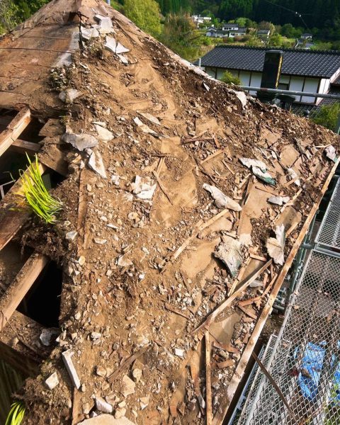 【美里町】蔵の雰囲気はそのままに、これから先も安心して使える屋根への施工写真（3枚目）