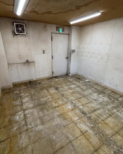 【長洲町】働きにくかった事務所を、明るく動きやすい空間に一新の施工写真（5枚目）