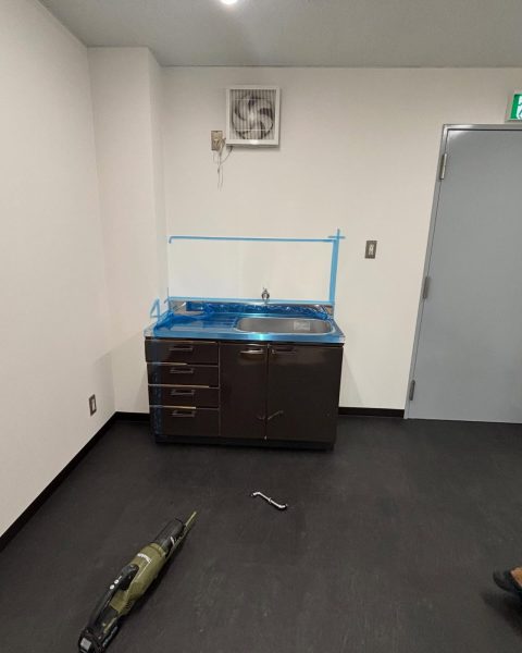 【長洲町】働きにくかった事務所を、明るく動きやすい空間に一新の施工写真（17枚目）