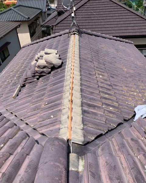【熊本市】ズレていた屋根の棟を積み直し、雨と風に強い状態への施工写真（4枚目）
