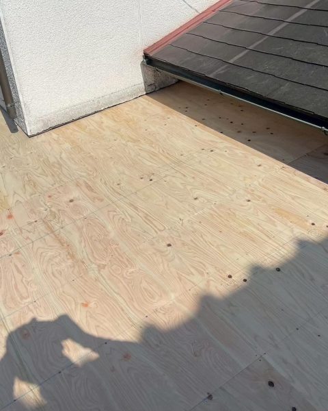 【熊本市】強風でも雨が巻き込まない、ガルバリウム鋼板の屋根にの施工写真（6枚目）
