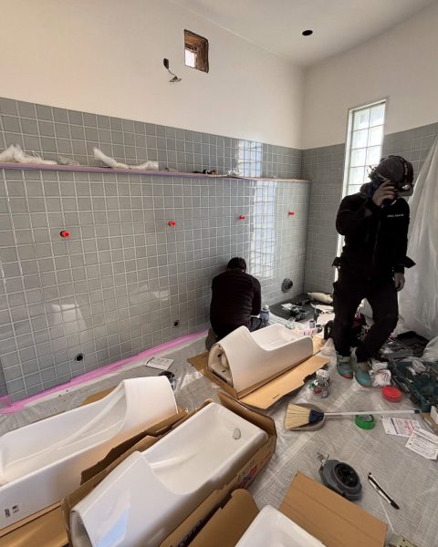 【長洲町】企業様のトイレを解体からやり直し、清潔で長く持つ空間に（施工中）