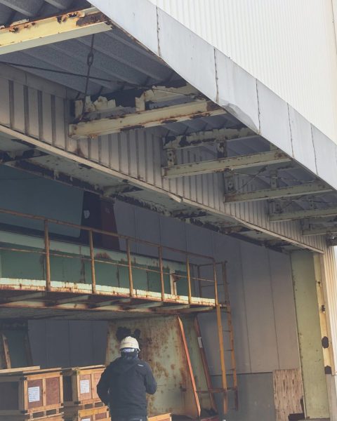 【長洲町】足場から仕上げまで一貫施工。企業様の鉄骨を長寿命化（施工前）