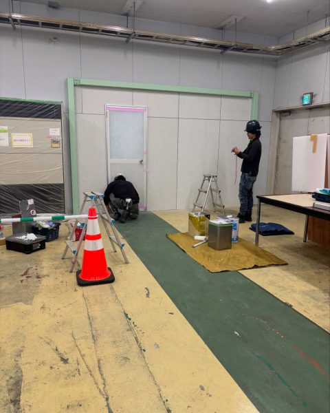 【長洲町】用途と動線に合わせた間仕切りを新設し、塗装仕上げまで一括での施工写真（3枚目）
